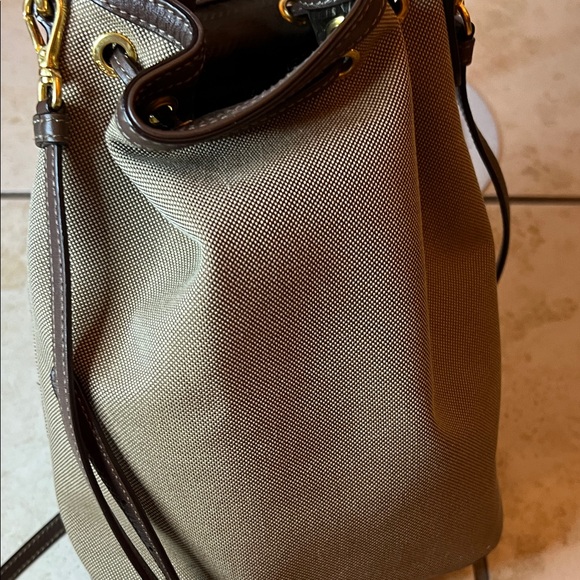 3131 Prada Brown Bucket Bag - Picture 4 of 10